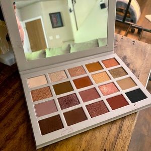 Madison Beer and Morphe collab: Channel Surfing